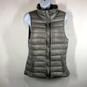 Gap gray down vest size small